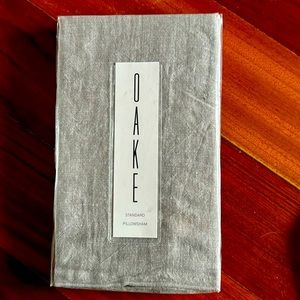 Oake 100% Linen Standard Pillowsham 20” x28” Yarn Die NWT Gray